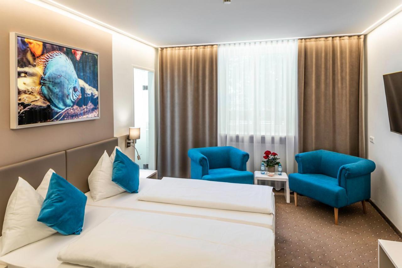 Hotel Lokomotive Линц Екстериор снимка